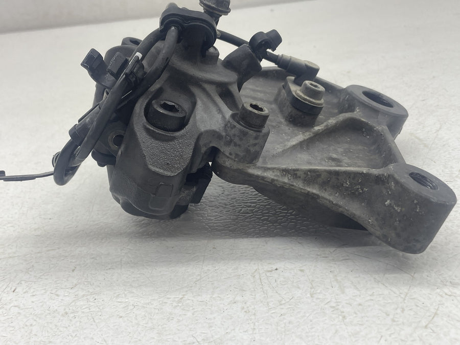 10-14 KAWASAKI CONCOURS 14 ZG1400 ABS REAR BACK BRAKE CALIPER MOUNT SPEED SENSOR
