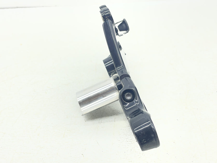 25-26 HARLEY-DAVIDSON NIGHTSTER RH975 FRAME MOUNT BRACKET PAIR