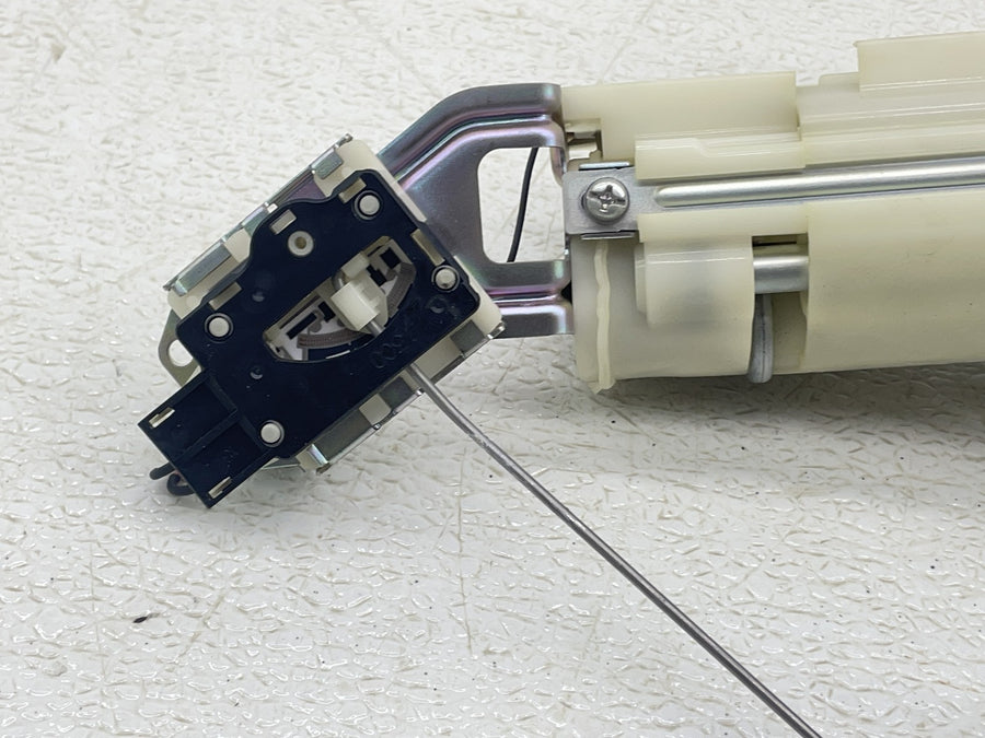11-26 SUZUKI GSXR600 GSXR750 FUEL PUMP GAS PETROL SENDER UNIT 15100-14J01