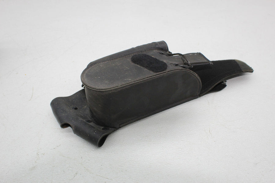 00-06 HARLEY-DAVIDSON ROAD KING CLASSIC FLHRCI STORAGE COMPARTMENT POCKET PAIR