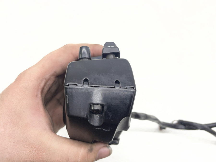 17-23 HARLEY-DAVIDSON ELECTRA GLIDE ULTRA LIMITED FLHTK LEFT CONTROL SWITCH