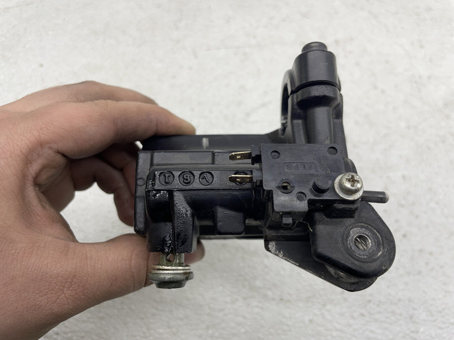06-15 YAMAHA FZ1 FRONT BRAKE MASTER CYLINDER