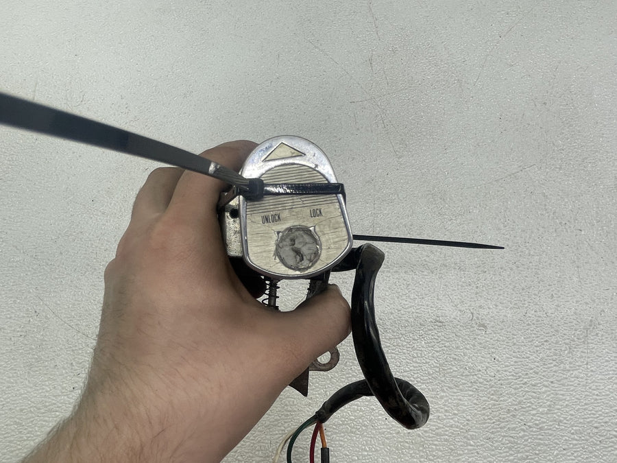 89-91 HARLEY-DAVIDSON ELECTRA GLIDE CLASSIC FLHTC IGNITION LOCK