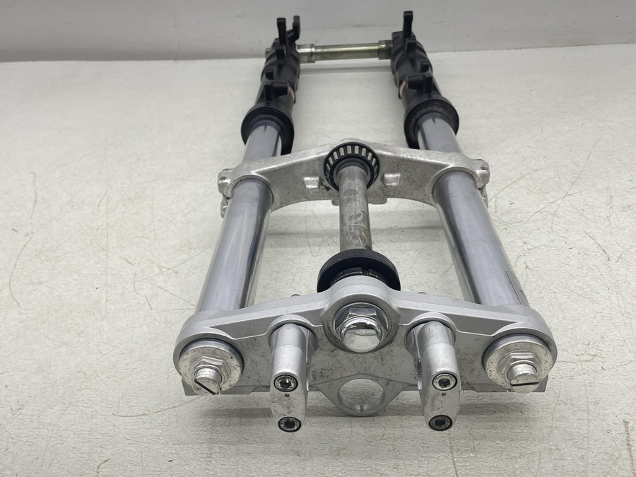 11-12 SUZUKI BANDIT GSX1250FA FRONT FORKS SUSPENSION TRIPLE TREE STRAIGHT