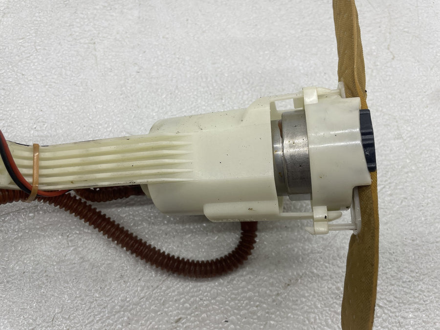 07-11 HARLEY-DAVIDSON ELECTRA GLIDE CLASSIC FLHTC FUEL GAS PUMP