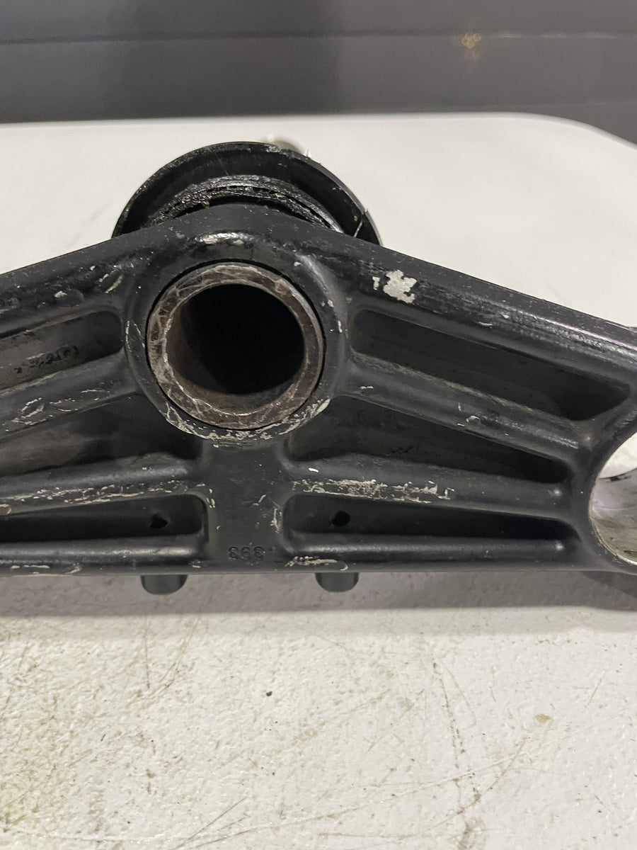 93-01 KAWASAKI NINJA ZX11 FRONT FORKS CLAMP LOWER TRIPLE TREE STEM
