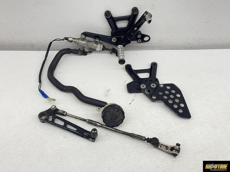 00-01 HONDA RVT1000R RC51 AFTER MARKET REARSET REAR FOOT PEGS SET BRAKE MASTER