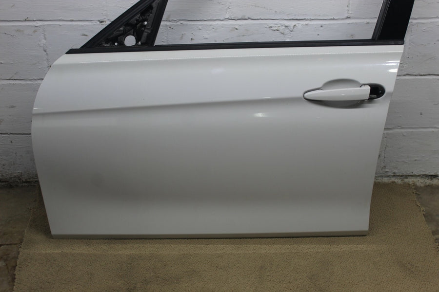 2016 BMW 328XI F30 FRONT DRIVER SIDE DOOR WINDOW GLAS TRACK MOTOR