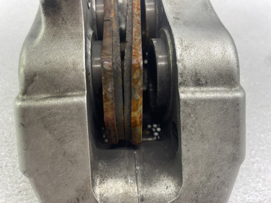 06-07 HARLEY-DAVIDSON V-ROD STREET ROD VRSCR REAR BACK BRAKE CALIPER W MOUNT