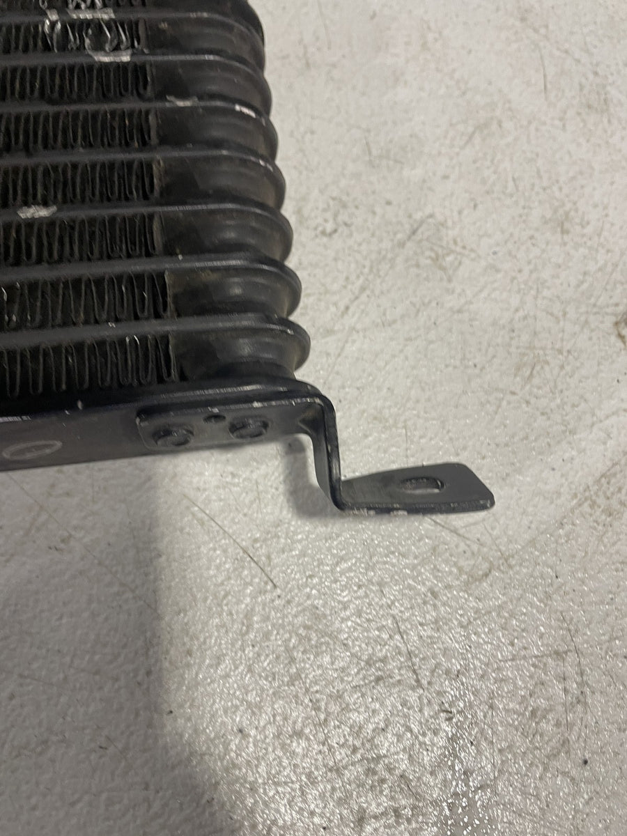 99-04 TRIUMPH SPRINT ST 955 ENGINE MOTOR OIL COOLER T2101515
