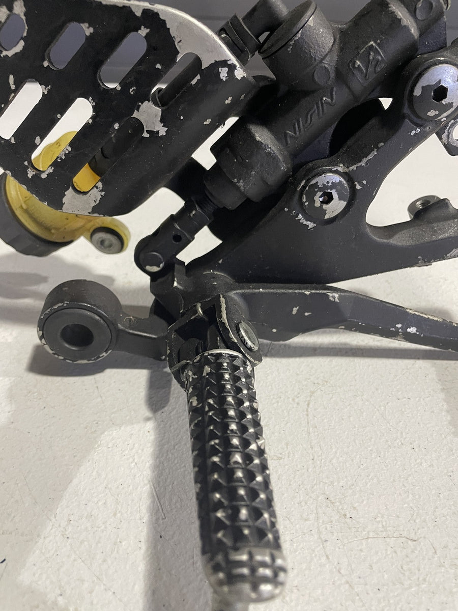 03-05 YAMAHA YZF R6/YZF R6S RIGHT REARSET REAR SET REAR BRAKE MASTER BRAKE LEVER