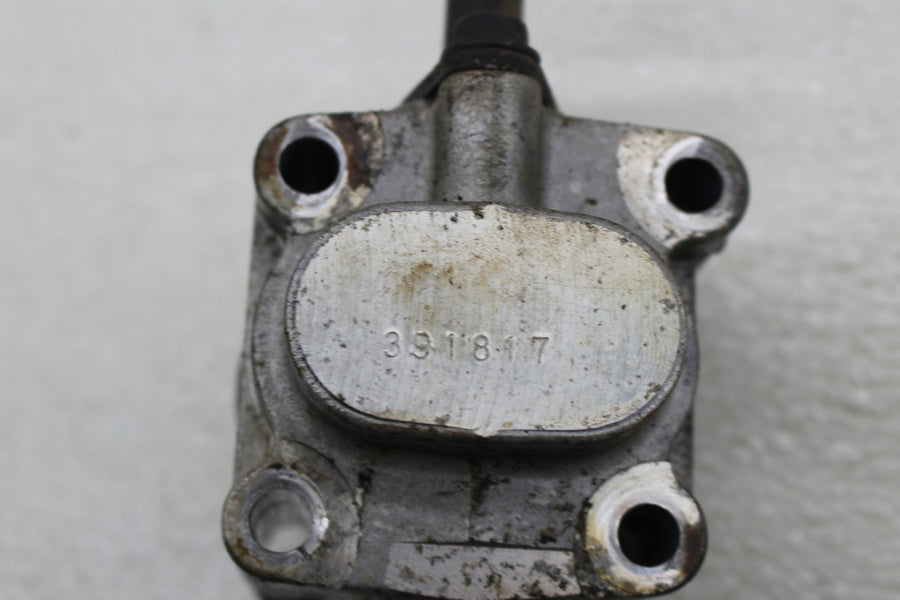 04-10 KUBOTA RTV900 ENGINE MOTOR HYDRAULIC OIL PUMP
