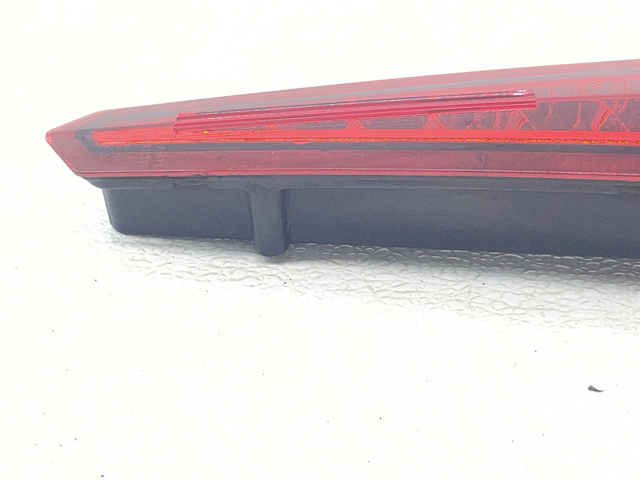 12-17 VICTORY CROSS COUNTRY TOUR TAILLIGHT REAR TAIL BRAKE LIGHT NICE