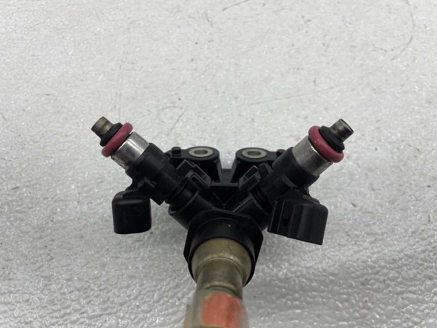 17-23 HARLEY-DAVIDSON ELECTRA GLIDE ULTRA LIMITED FLHTK FUEL INJECTORS W/ RAIL