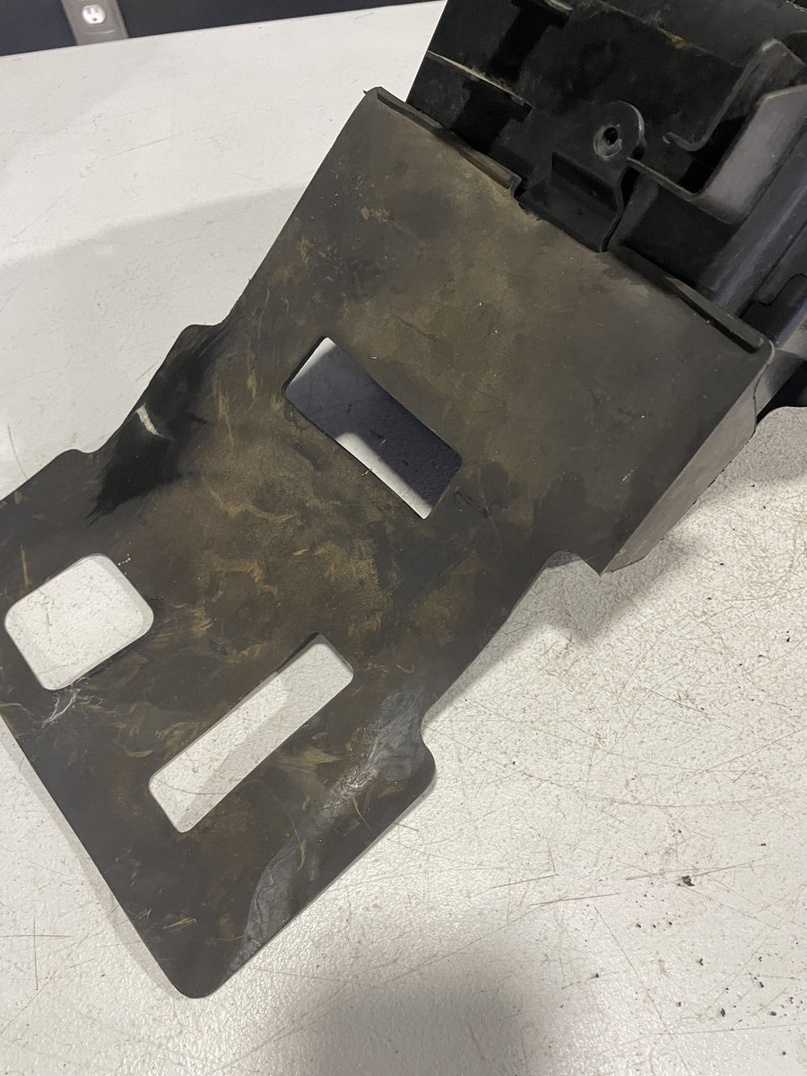 03-07 SUZUKI SV1000S REAR BACK TAIL UNDERTAIL BATTERY TRAY PLASTIC