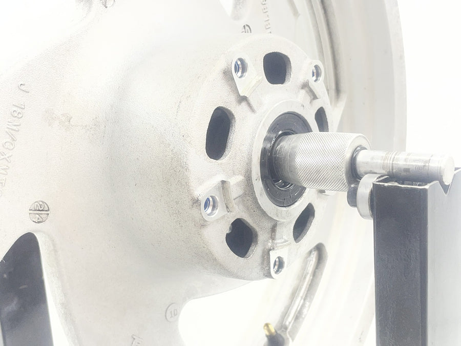 2012 SUZUKI BOULEVARD M109R FRONT WHEEL RIM 18X3.50