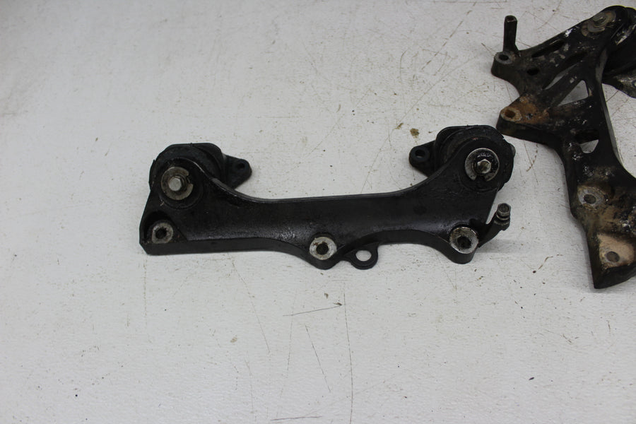 1998 YAMAHA WAVEVENTURE 700 WVT700 ENGINE MOTOR MOUNTS
