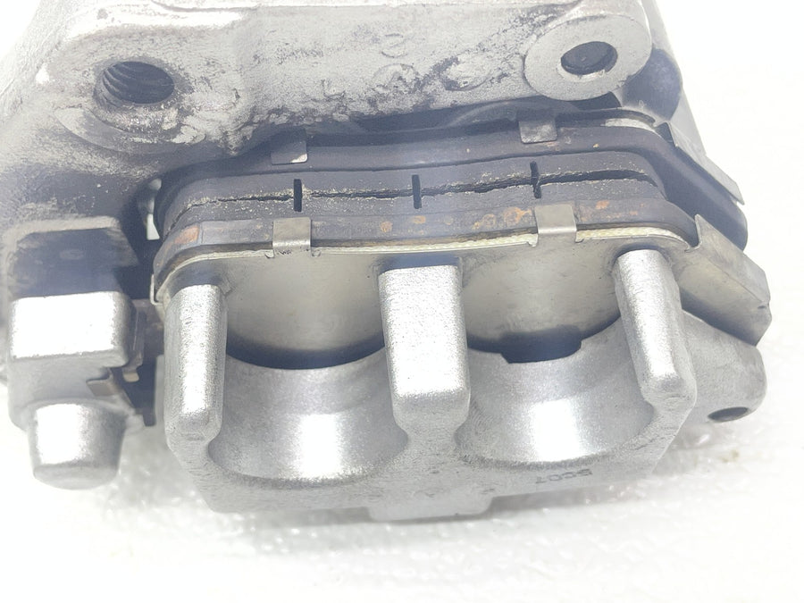 04-06 HARLEY-DAVIDSON SPORTSTER 1200 CUSTOM XL1200C FRONT BRAKE CALIPER