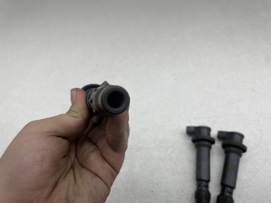 06-07 SUZUKI GSXR600 IGNITION COILS COIL SPARK PLUG CAPS