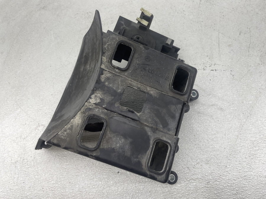 17-23 HARLEY-DAVIDSON ROAD GLIDE SPECIAL FLTRXS BATTERY TRAY BOX HOLDER