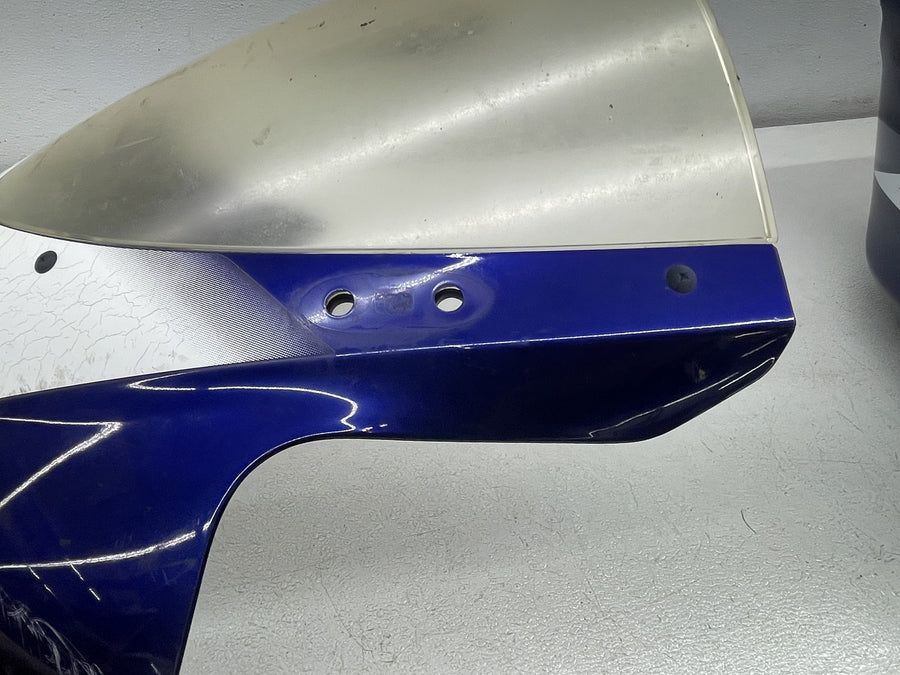 04-05 SUZUKI GSXR750 FRONT UPPER NOSE FAIRING COWL SHROUD WINDSHIELD