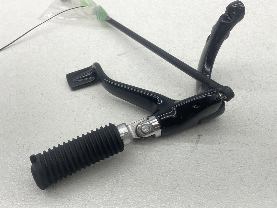 21-22 HARLEY-DAVIDSON IRON 883 XL883N RIGHT FRONT FOOT REST PEG STEP