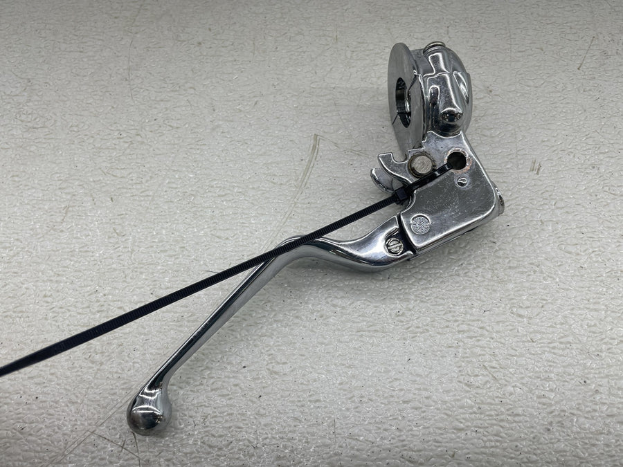 24-26 HARLEY-DAVIDSON ROAD GLIDE FLTRX 117CI M8 CHROME CLUTCH LEVER PERCH MOUNT