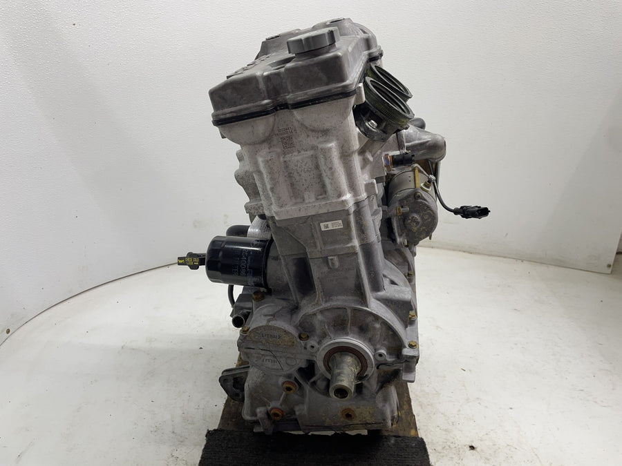 15-17 POLARIS RZR 900 ENGINE MOTOR CYLINDER HEAD CASES CRANK NICE RUNS CLEAN 2K