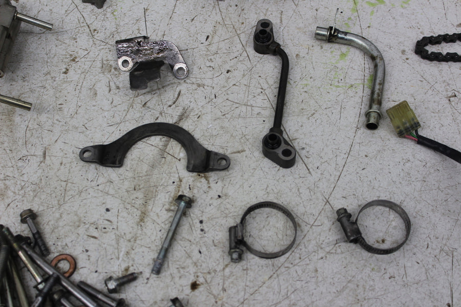 2004 HONDA VTX1300C ENGINE MOTOR PARTS AND HARDWARE NUTS BOLTS GEARS