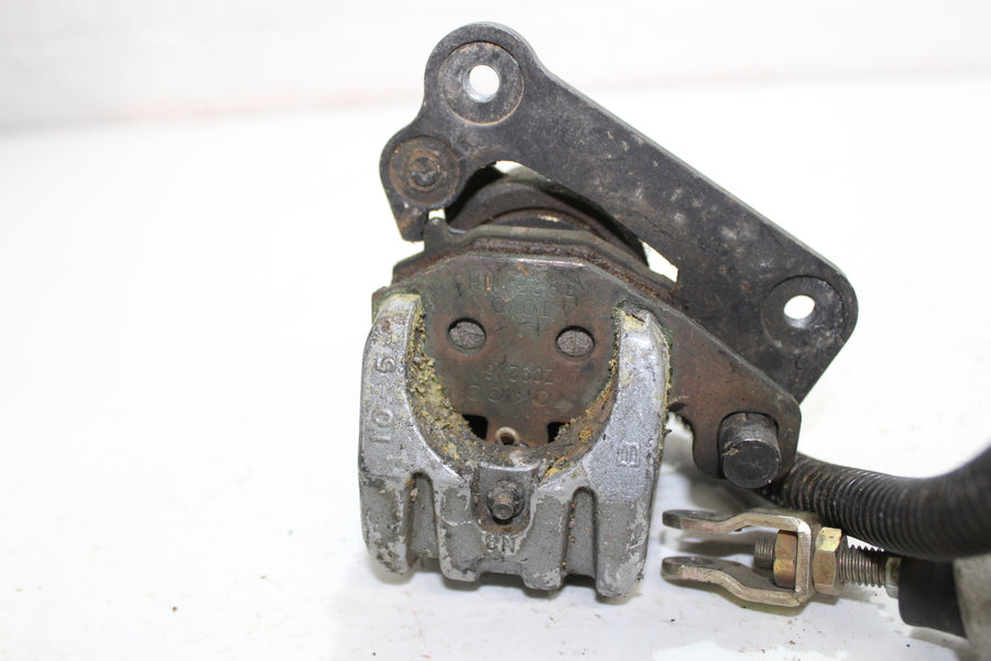 1993 KAWASAKI NINJA ZX6 ZX600E RIGHT REARSET REAR SET DRIVER FOOT PEG REST STOP