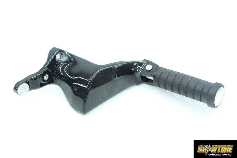 15-17 VICTORY GUNNER REAR PASSENGER RIGHT FOOT STEP PEG MOUNT