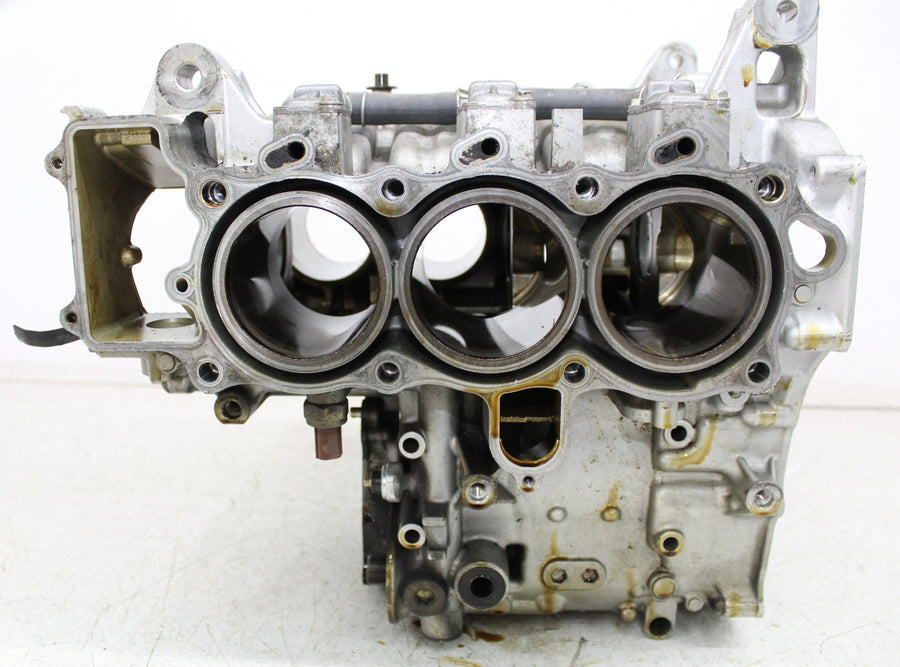 01-05 HONDA GOLDWING 1800 GL1800 ENGINE MOTOR CRANKCASE CRANK CASES BLOCK