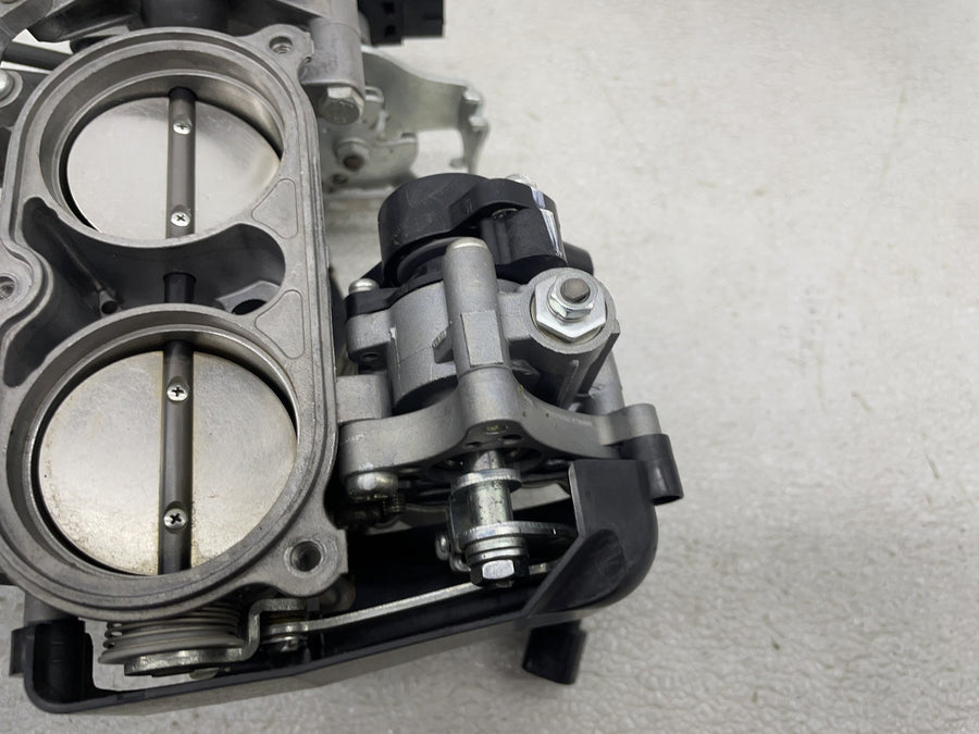 06-15 YAMAHA FZ1 THROTTLE BODY BODIES