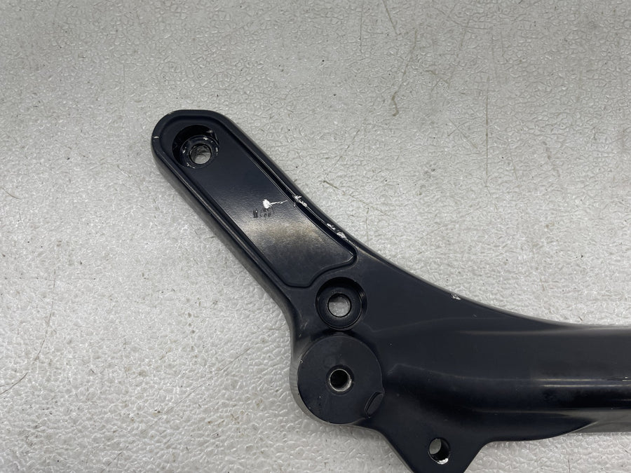 18-23 HARLEY-DAVIDSON STREET BOB MUFFLER EXHAUST PIPE BRACKET MOUNT