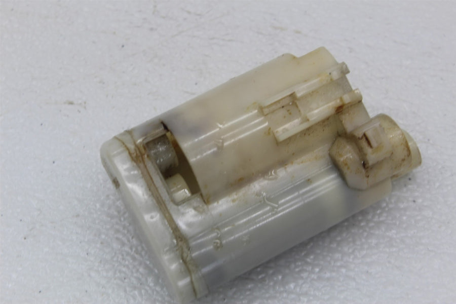 15-19 YAMAHA YZF R1 GAS FUEL PUMP HOUSING BASE