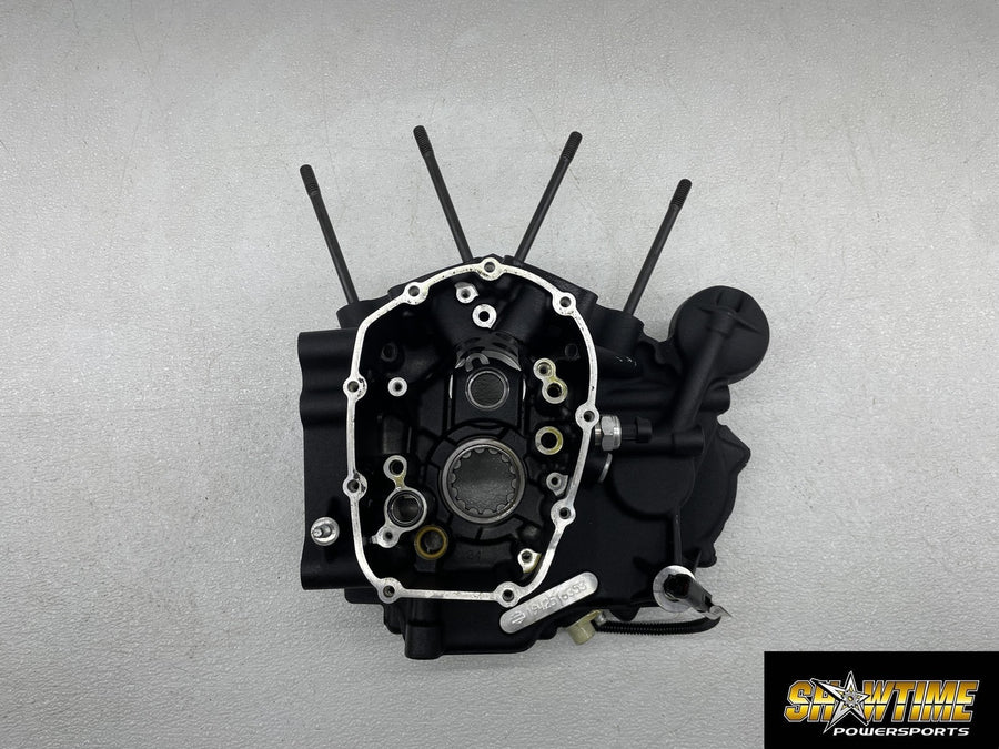 24-26 HARLEY-DAVIDSON STREET GLIDE FLHX M8 117CI ENGINE RIGHT CRANKCASE HOUSING