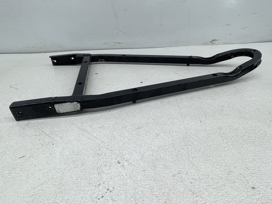 19 POLARIS SLINGSHOT SL RIGHT PASSENGER LOWER SEAT BASE MOUNT BACK REST FRAME