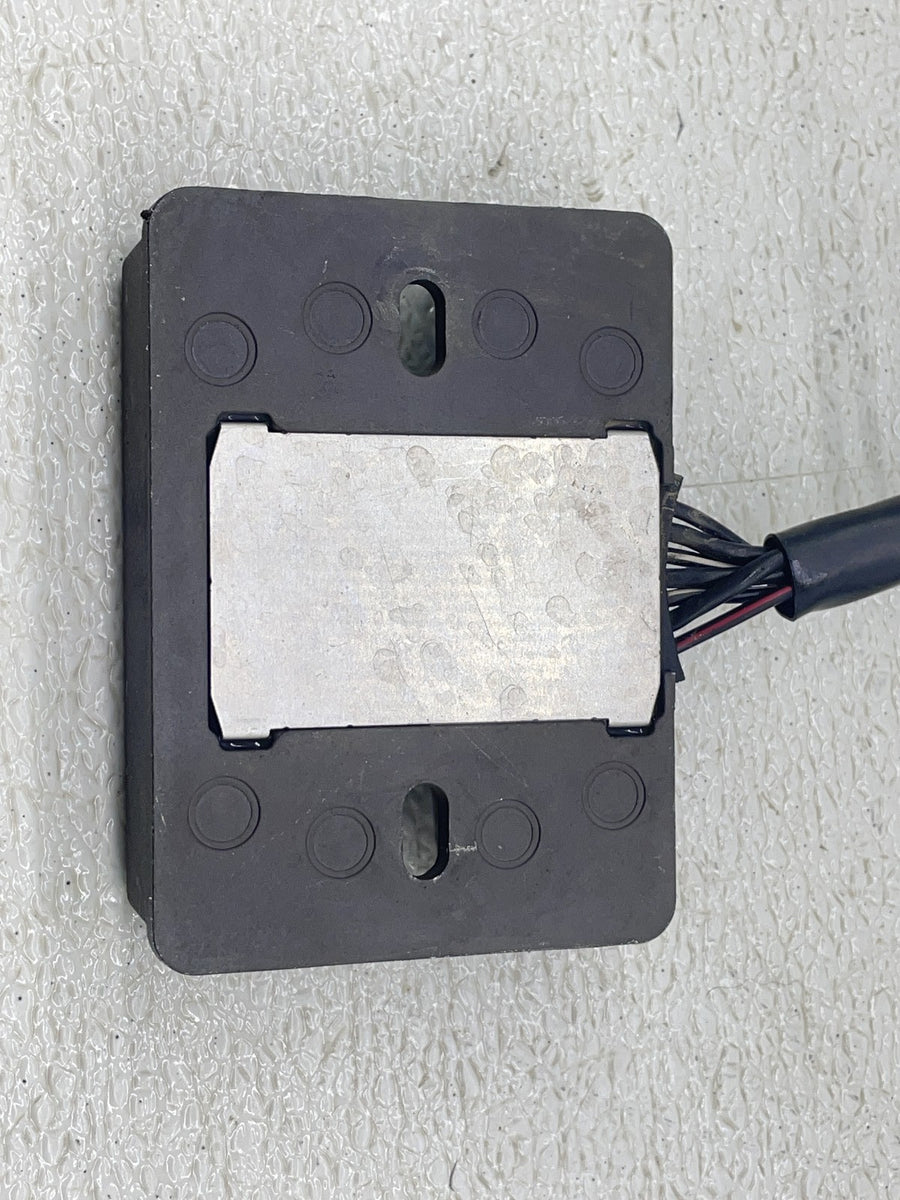 11-26 SUZUKI GSXR600 GSXR750 RECTIFIER VOLTAGE REGULATOR 32800-47H00