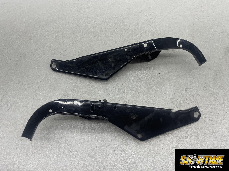 07-11 HARLEY-DAVIDSON ELECTRA GLIDE CLASSIC UPPER FAIRING SUPPORT BRACKETS PAIR
