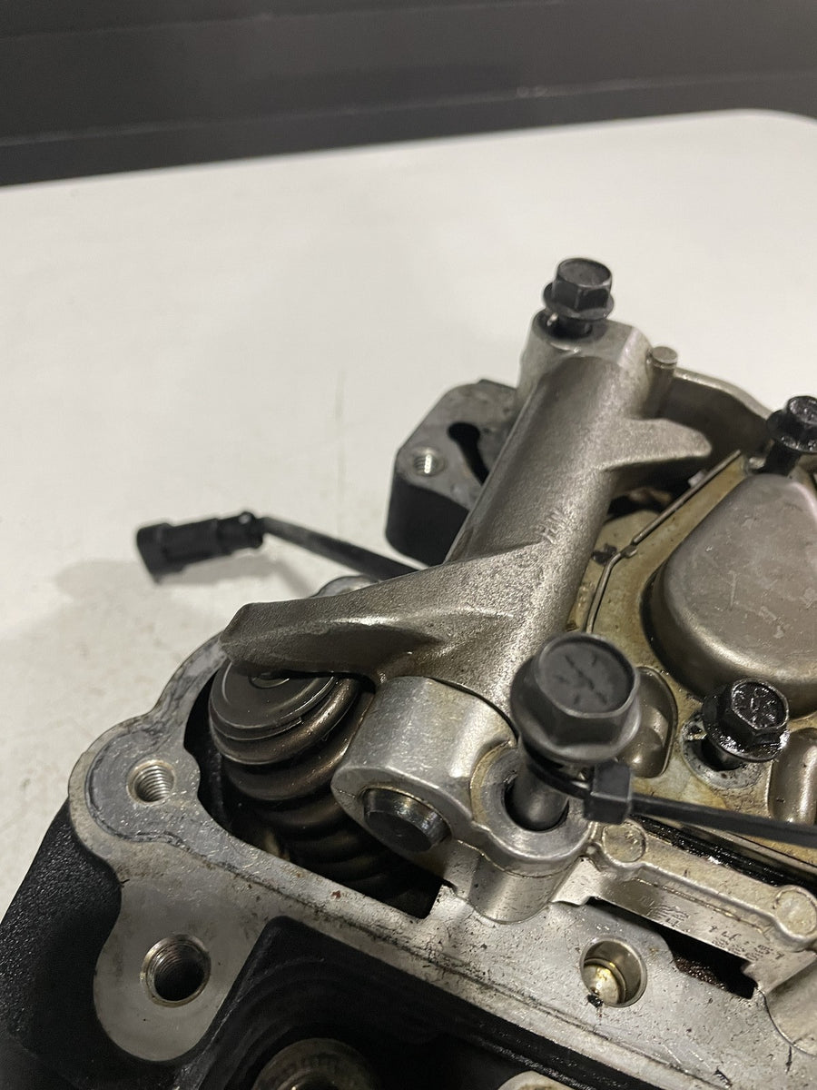 06-11 HARLEY-DAVIDSON DYNA STREET BOB FXDBI REAR ENGINE TOP END CYLINDER HEAD
