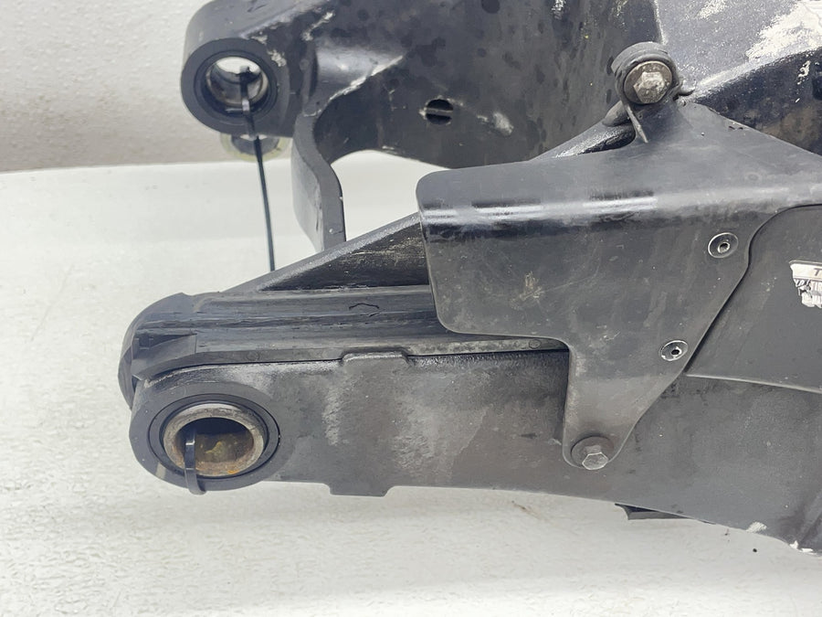 00-01 HONDA RVT1000R RC51 SP1 REAR SWINGARM BACK SUSPENSION SWING ARM