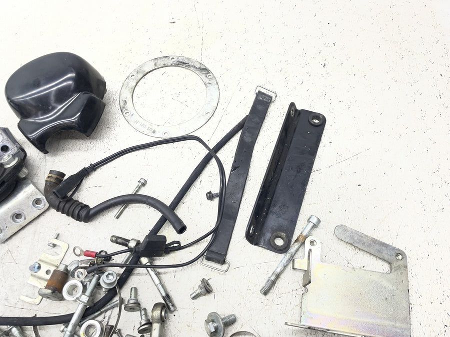 06-07 HARLEY-DAVIDSON STREET ROD VRSCR PARTS HARDWARE LOT