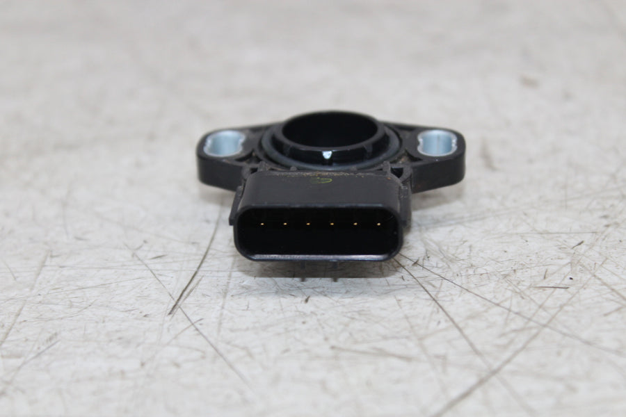 23-24 TRIUMPH STREET TRIPLE 765 TPS THROTTLE POSITION SENSOR