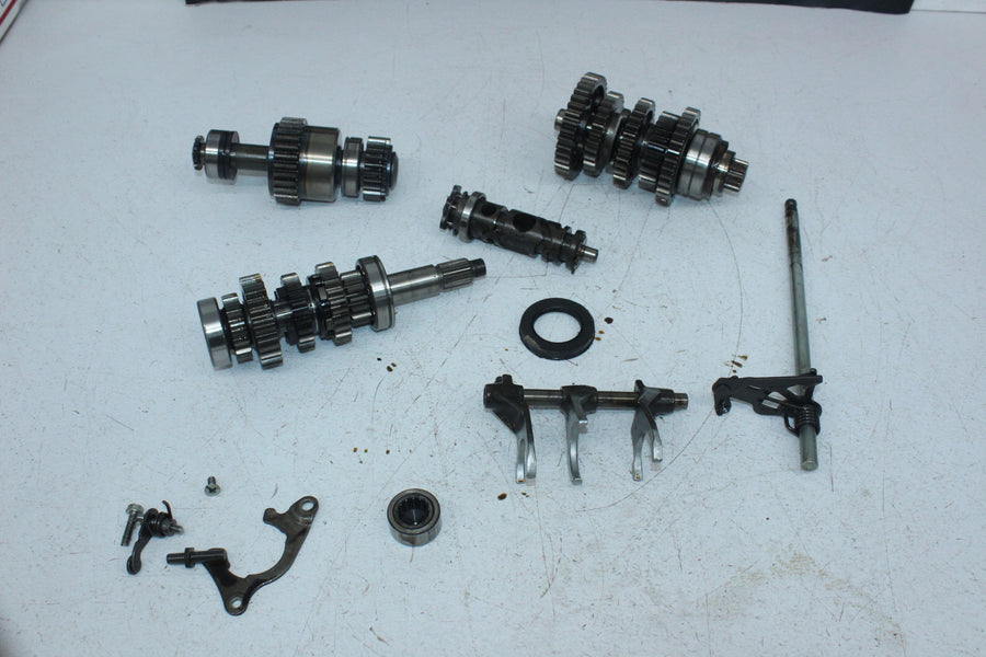 1982 HONDA CB750C CUSTOM ENGINE MOTOR TRANSMISSION TRANNY GEARS
