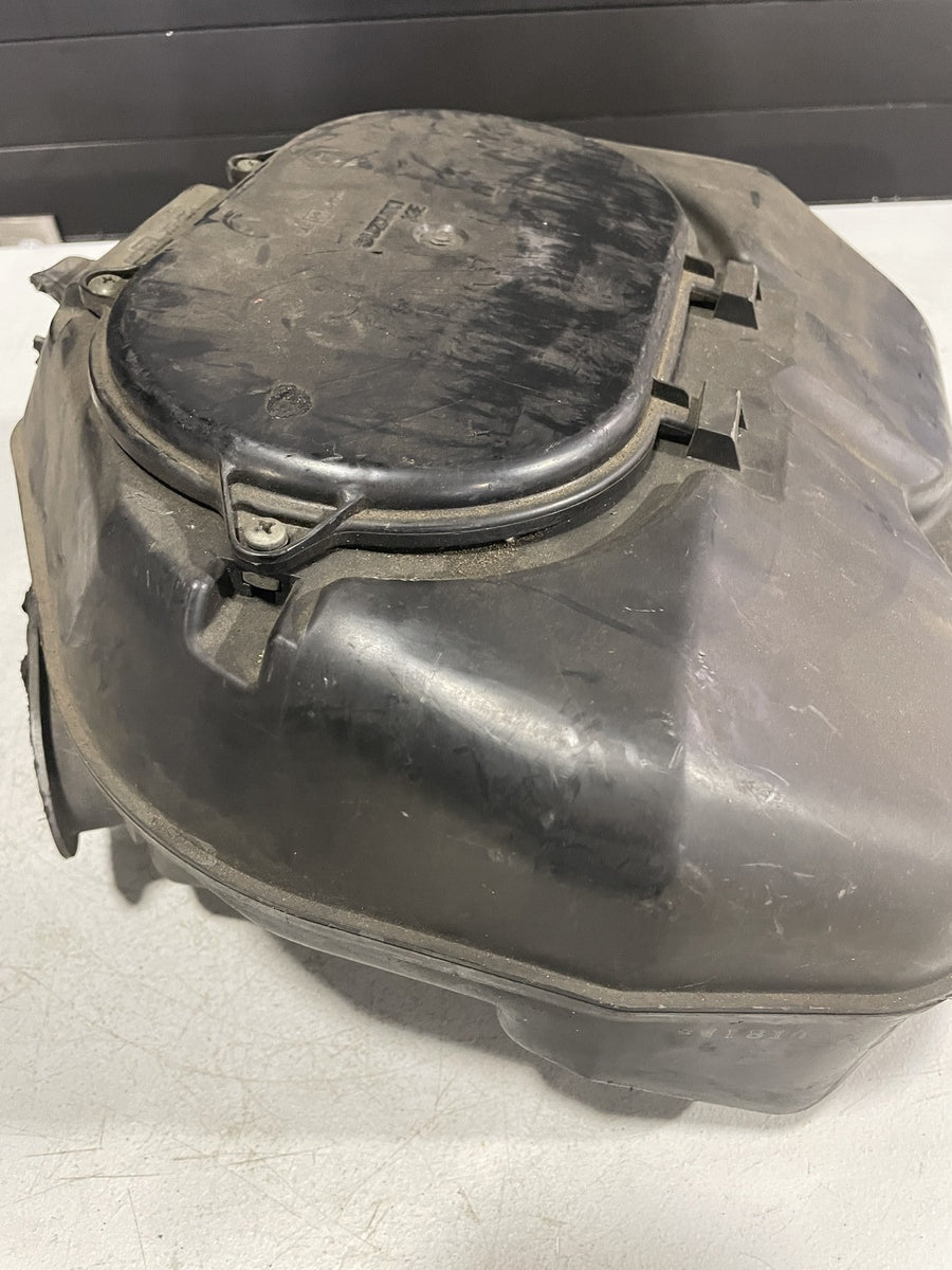 1997 SUZUKI GSXR600 SRAD AIRBOX AIR INTAKE FILTER BOX 13700-34E50