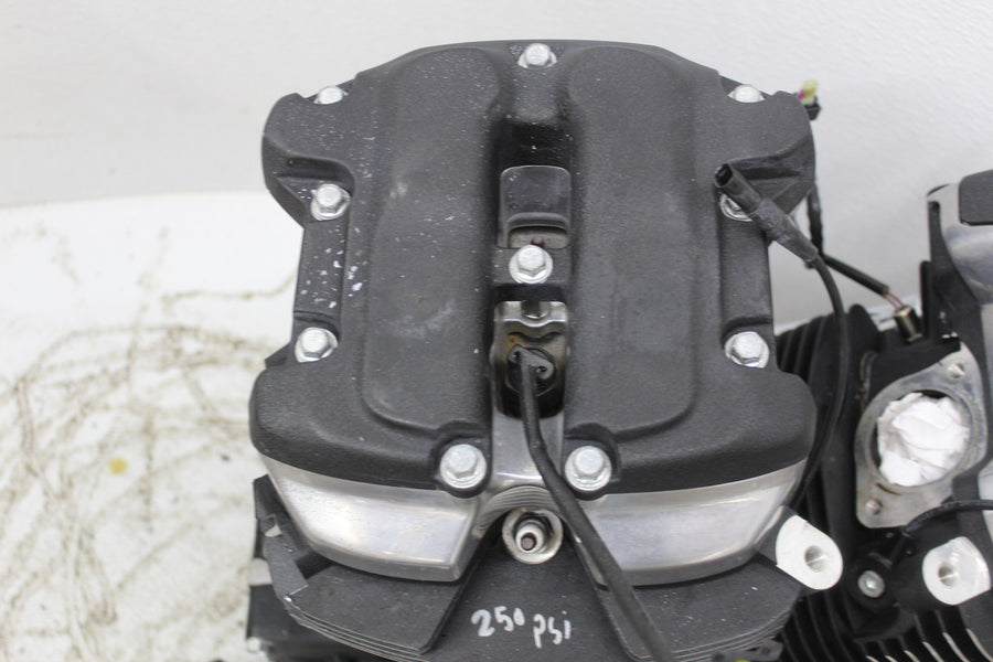 18-20 HARLEY-DAVIDSON STREET BOB FXBB 107CI ENGINE MOTOR HEAD MILWAUKEE M8