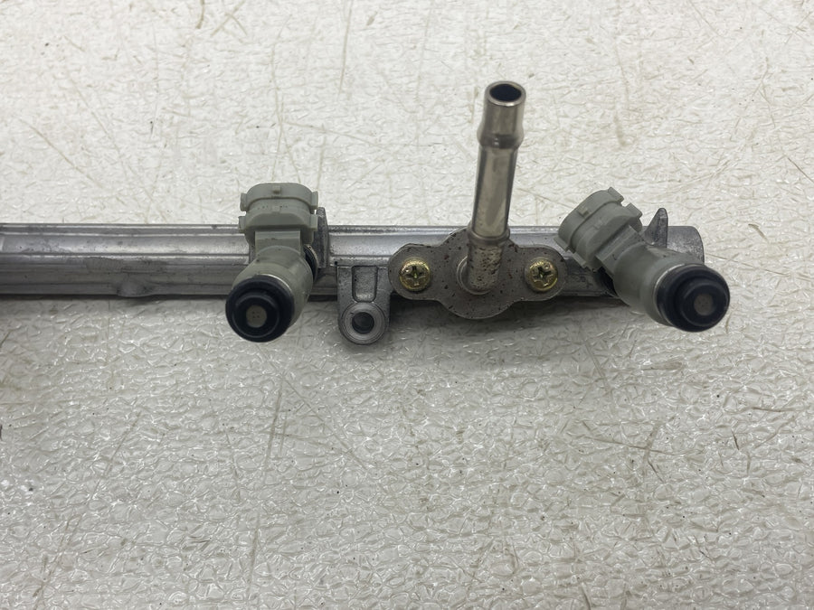 02-05 KAWASAKI NINJA ZX12R FUEL INJECTORS RAIL 16065-1377 49033-1056 49056-1056