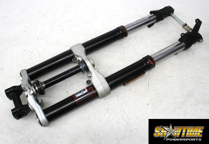 18-23 HUSQVARNA SVARTPILEN 401 FRONT FORKS TRIPLE TREE CLAMP FORK TUBES (READ)