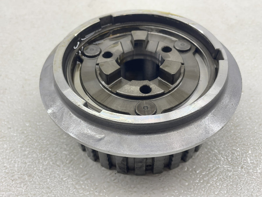 06-07 SUZUKI GSXR600 GSXR 600 CLUTCH BASKET HUB PRESSURE PLATE ASSY 21200-01820