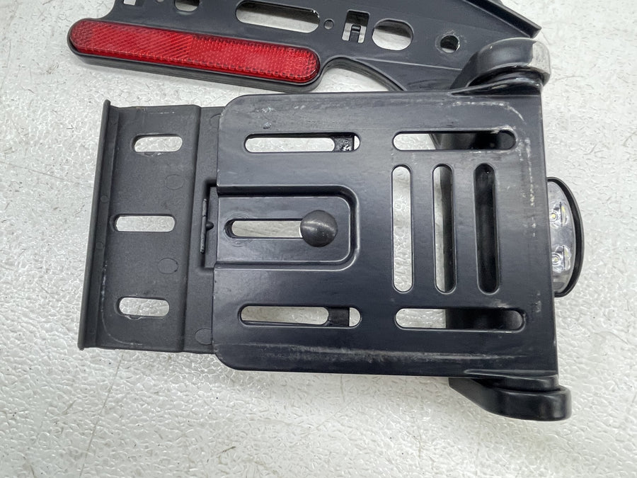 21-22 HARLEY-DAVIDSON IRON 883 XL883N REAR LICENSE PLATE MOUNT BRACKET